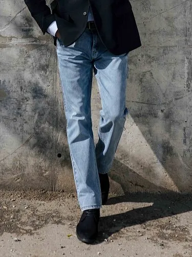 img 0