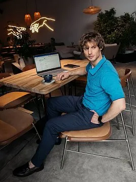 ТРИКОТАЖНАЯ РУБАШКА МУЖСКАЯ PEPLOS KN23SH011 ГОЛУБОЙ