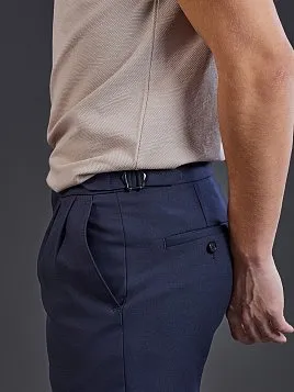 ЗАУЖЕННЫЕ БРЮКИ С ЗАЩИПАМИ TR26158-283 ТЕМНО-СИНИЕ